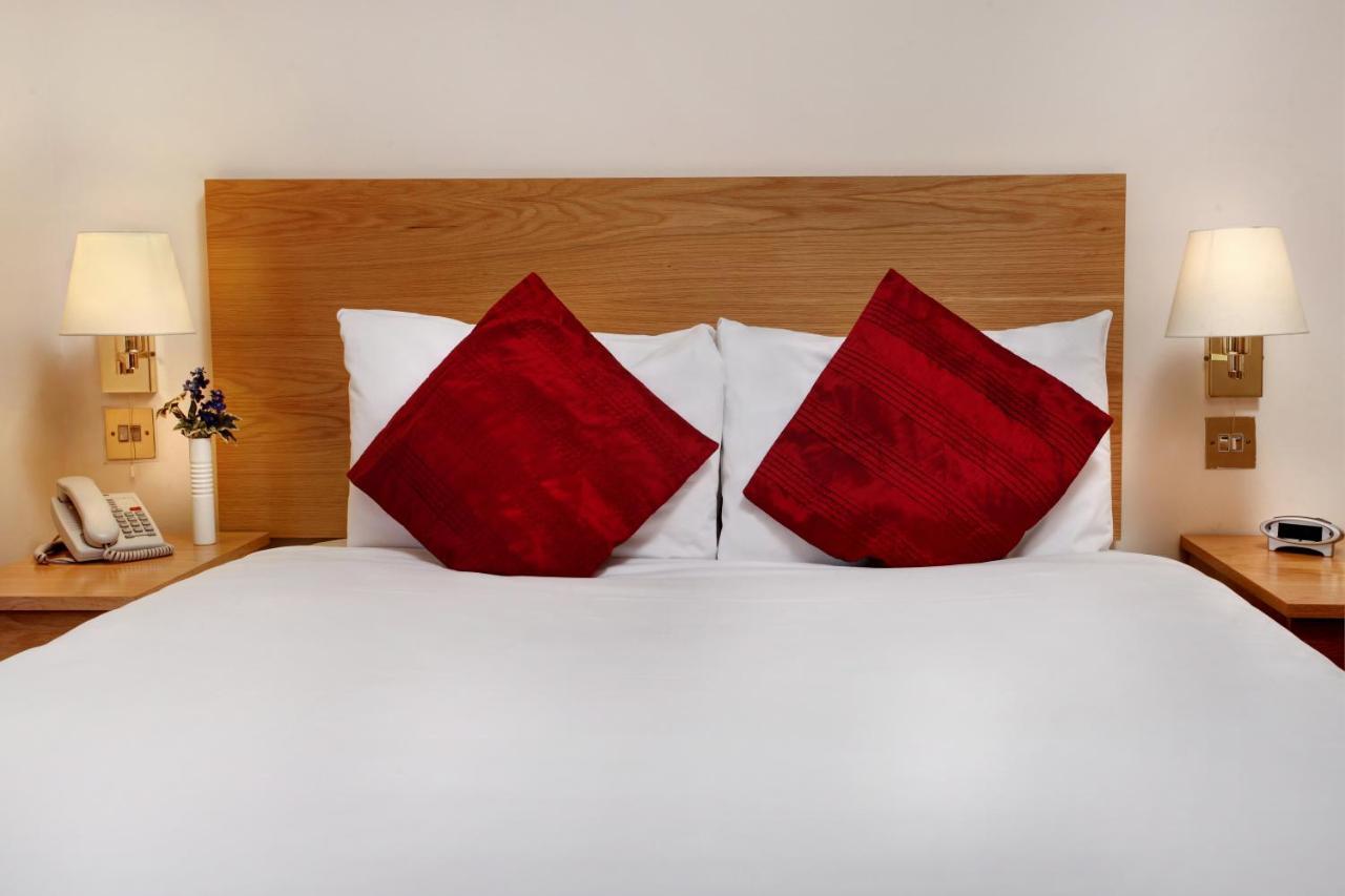 Hotel Western Greater London 3*