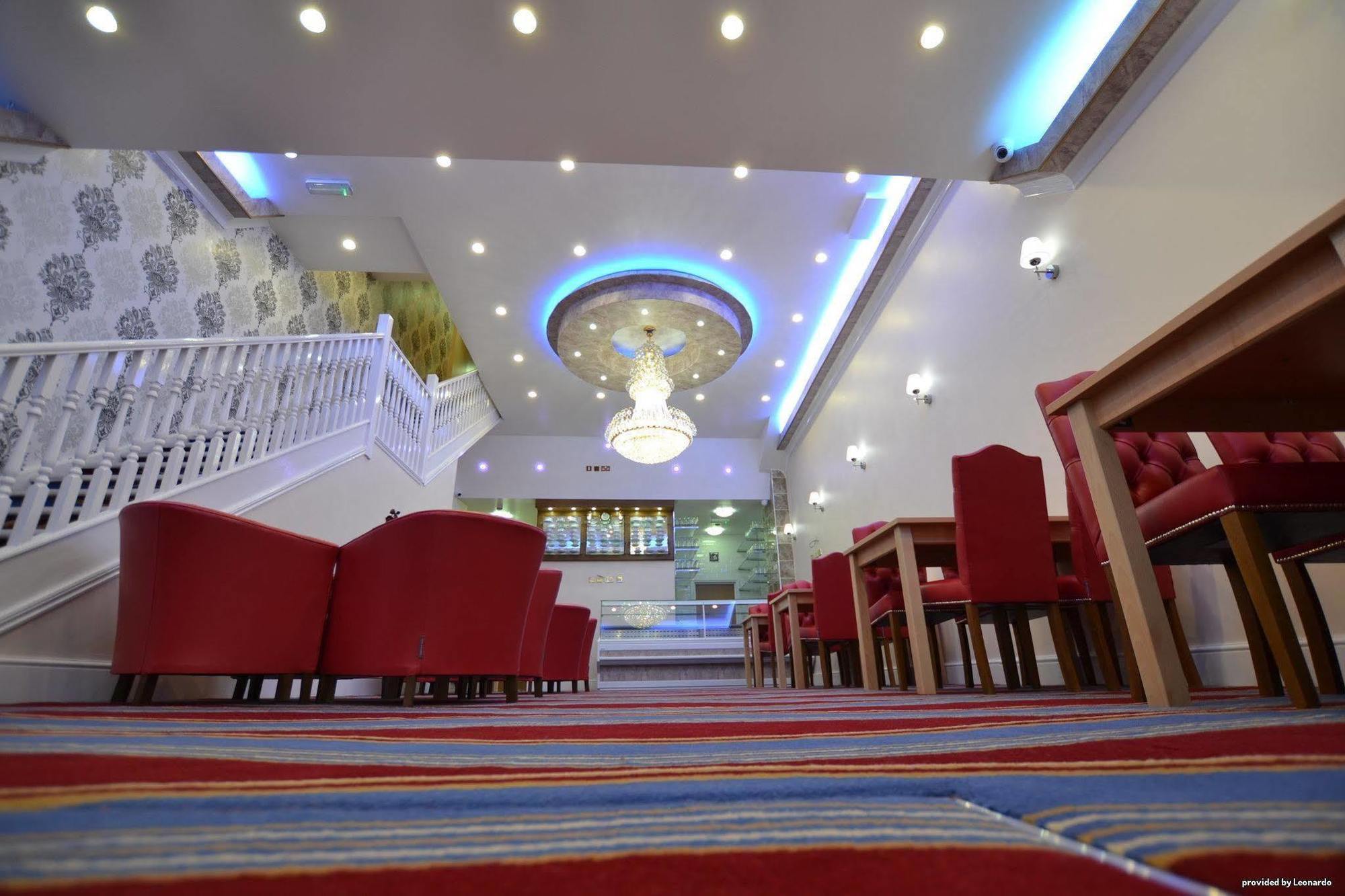 Hotel Western Greater London 3*