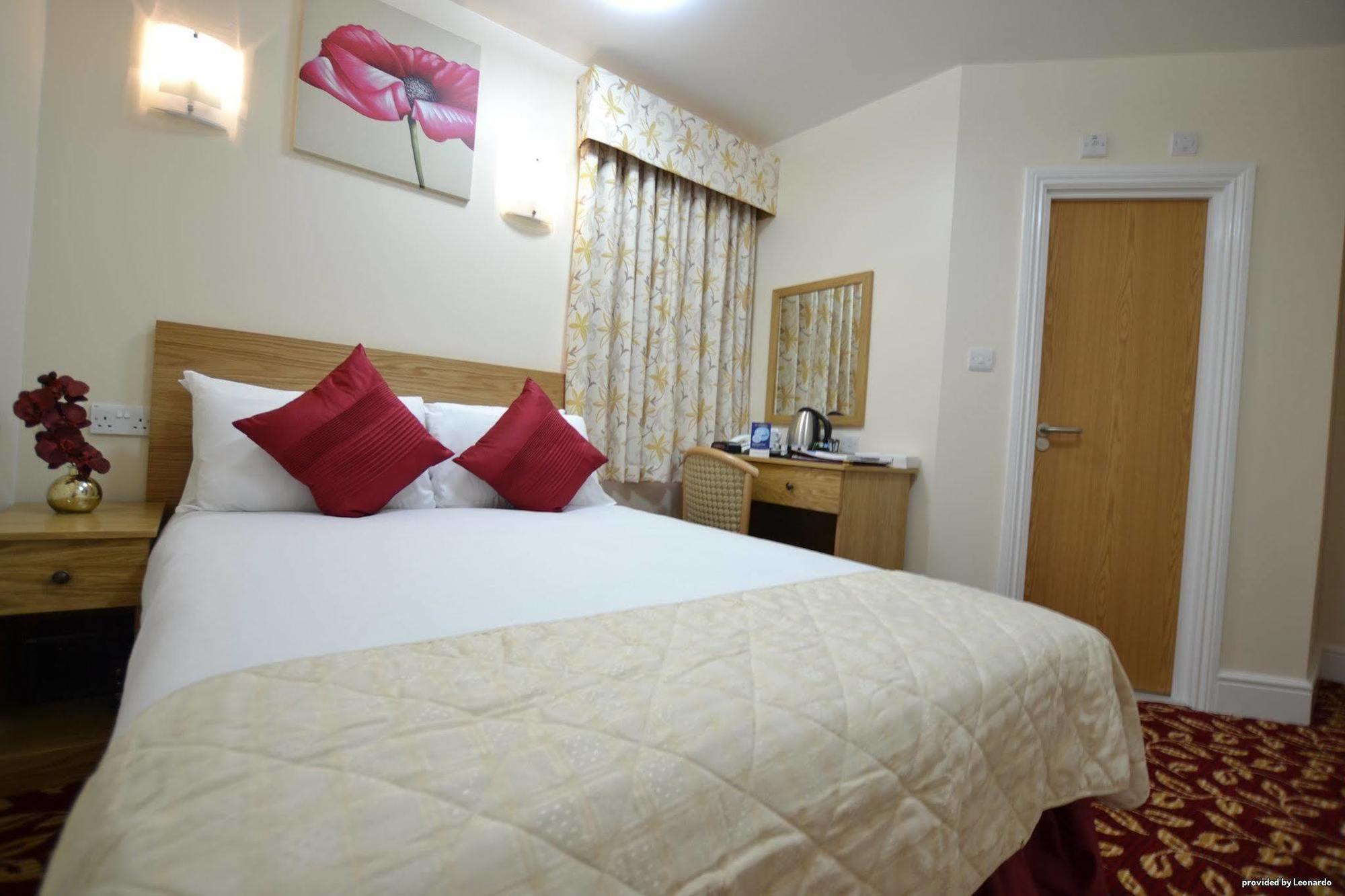 Western Greater London Hotel 3*